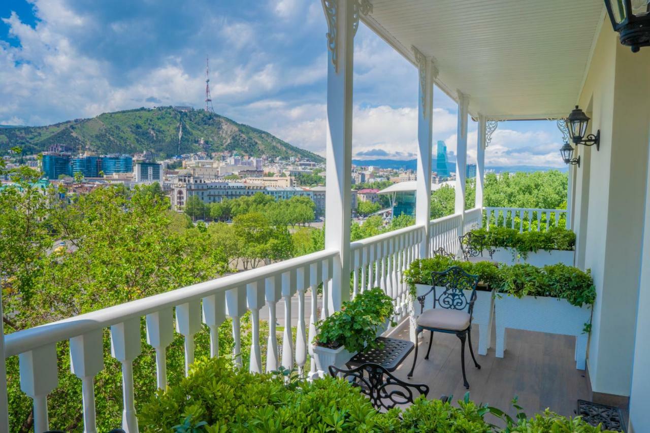 Hotel Passport Tbilisi Exteriör bild